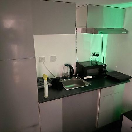 1 Bedroom In 3Bed House Bristol Bagian luar foto
