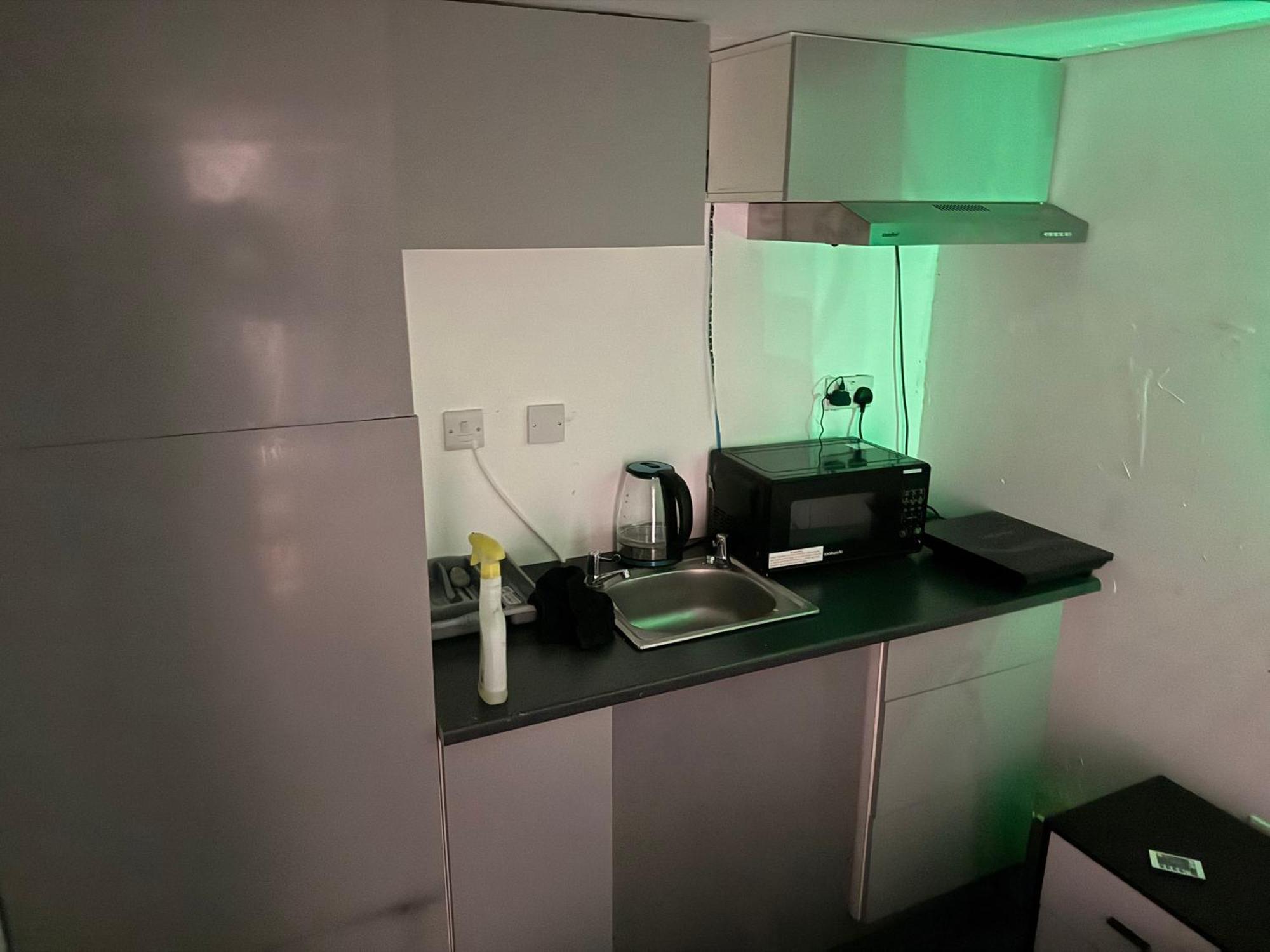 1 Bedroom In 3Bed House Bristol Bagian luar foto